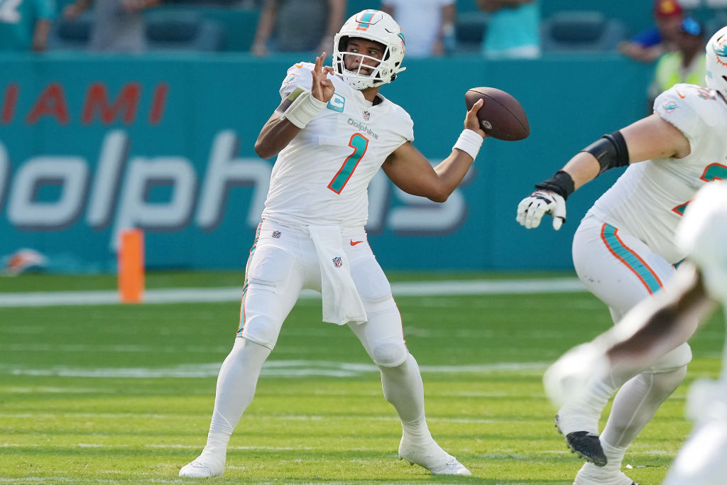 Buffalo Bills v Miami Dolphins