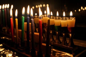 Sydney's Jewish Community Celebrate Hanukkah As COVID-19 Restrictions Ease in Australia