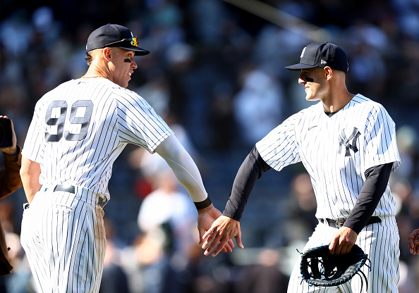 The Driving Factor For Aaron Judge Returning To The Yankees? Anthony Rizzo  Guilt Tripping Him With His Amazing Dog Kevin