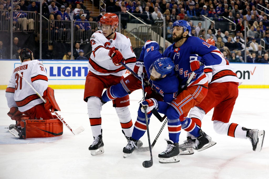 Carolina Hurricanes v New York Rangers