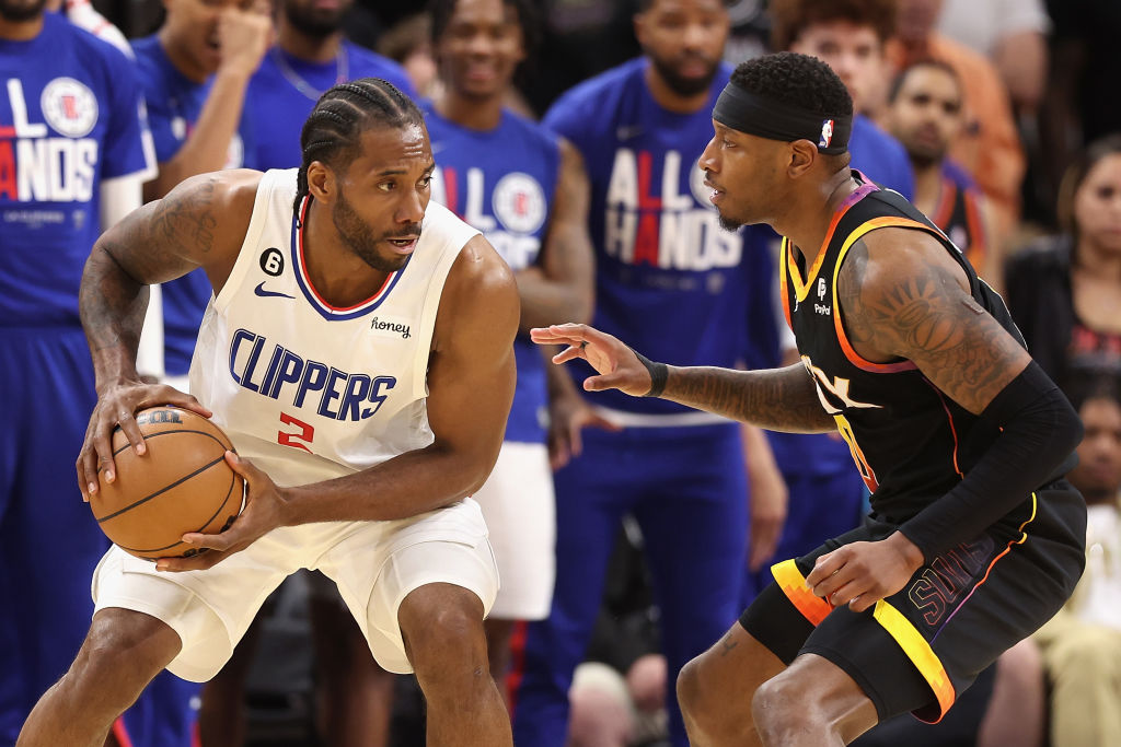 Los Angeles Clippers v Phoenix Suns - Game One