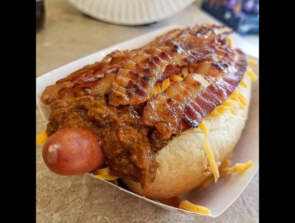 Where to Find The Best Chili Dogs In New Jersey